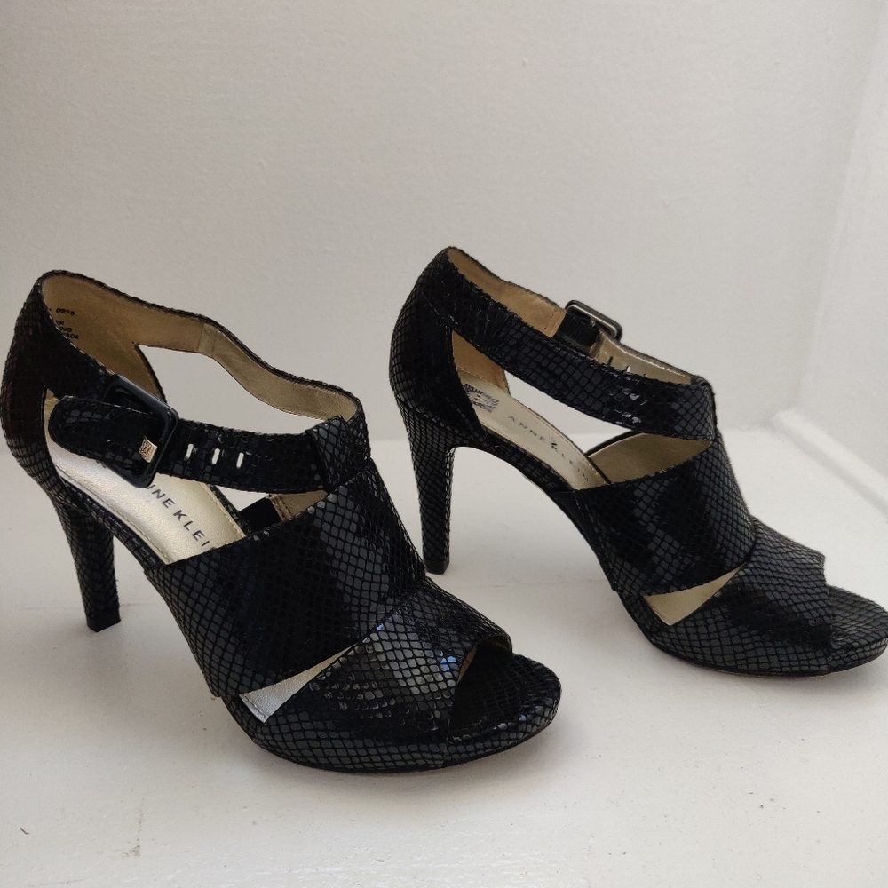 ANN KLEIN AKOURAY HEELS